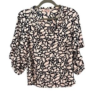 WILLOW DRIVE M Printed Dark Navy White Patterned V-Neck Ruched-Sleeve Top